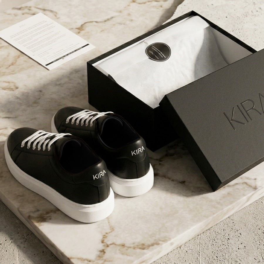 BLACK SNEAKERS