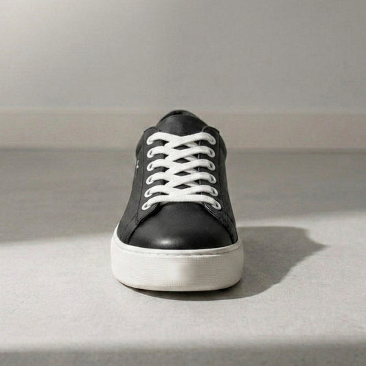 BLACK SNEAKERS