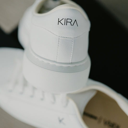 WHITE SNEAKERS